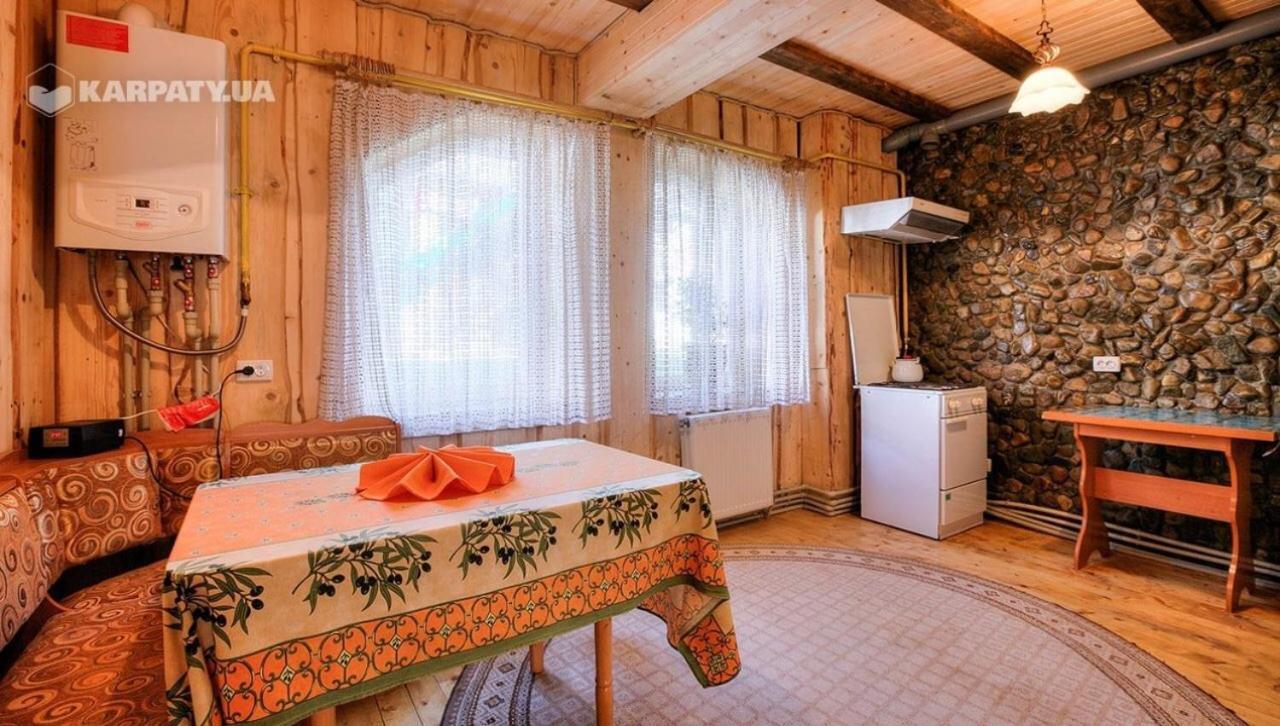 Gutsulska Oselya Villa Jaremtsje Eksteriør bilde